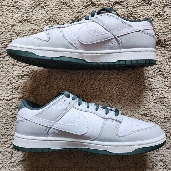 Nike Dunk SE Low Photon Dust Vintage Green Brand New Sz 10 - Picture 3 of 8